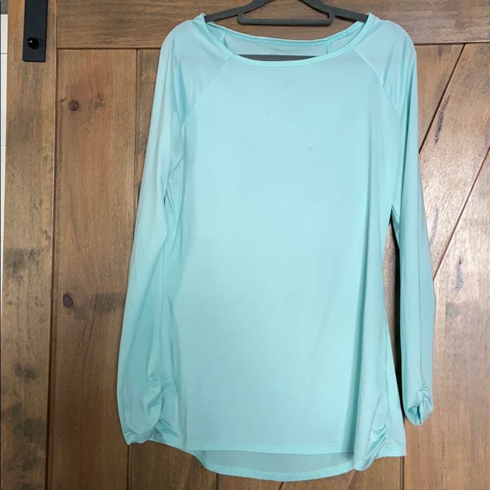 Gaiam dry fit yoga top
